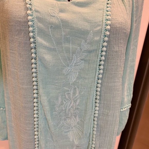 Zac & Rachel teal blouse 🌸 Size Medium - Picture 2 of 6